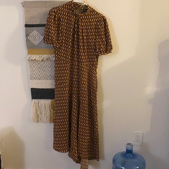 Brand new dress just for 10$ - Picture 1 of 3